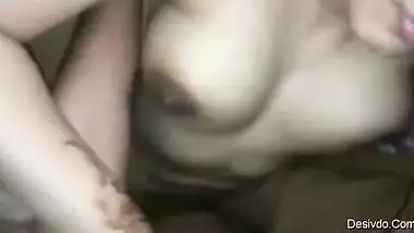 Newly wedding wife riding husband dick