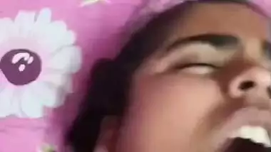 Cute girlfriend hairy pussy fucking viral xxx MMS