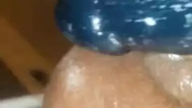 AMATEUR RIDING DILDO talking DIRTY