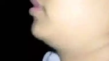 Desi girlfriend smooch kissing n boob pressing by her Bf when she is menstruation