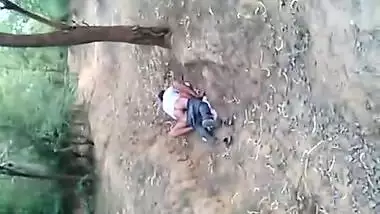 Desi student gives sex to a man in the forest but XXX voyeur films them