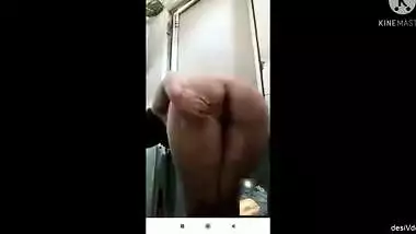 Cute Desi girl Showing Her Boob and Fucking all Clips