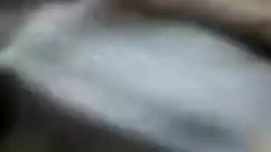 Amateur Indian GF gets fucked outdoors.