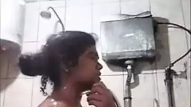 Local bhabhi selfie in the bathroom