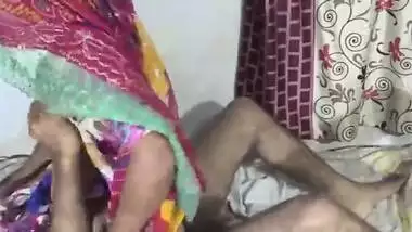 Desi shy wife sucking and fucking on the husband riding on with Clear Hindi Audio
