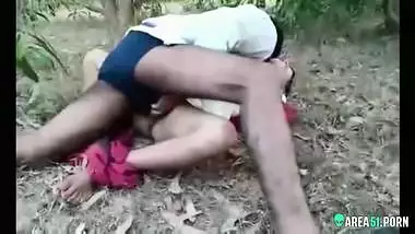 Sexy Tamil school girl outdoor brutally fucked by local guy! Scandal mms porn