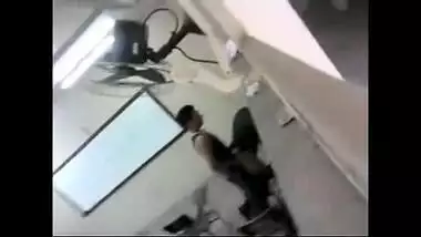 Desi XXX college girl have a hardcore sex with classmate MMS