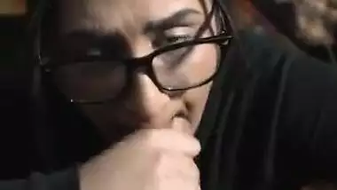 Indian Hot And Sexy College Babe Nicely Blowjob Her Lover Dick Part 1