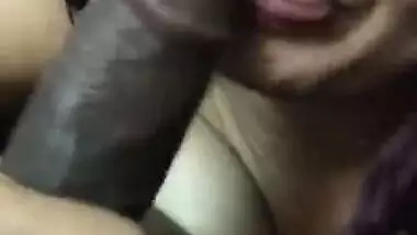 Desi girl sucking husband cock