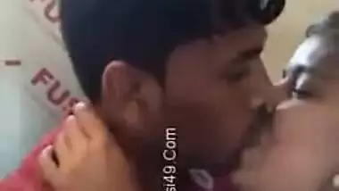 Innocent Desi boy makes out with pretty GF while recording XXX clip