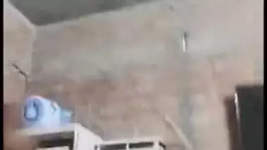 Lover caught worshipping tits of Indian cutie in nice Desi mms clip