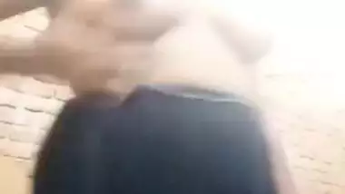 Cute Desi Girl Showing Her Boobs And Pussy On Video Call Part 2