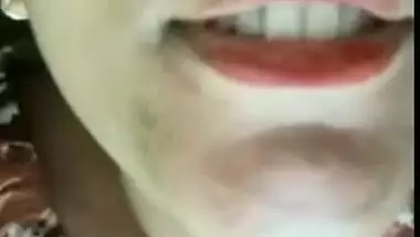Horny Punjabgi Bhabi Showing Pussy