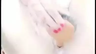 Ever-horny Pakistani wife inserts hair brush into her Desi XXX anus