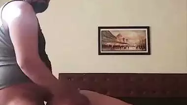 Amateur girl gets fuck by her lover in doggy style