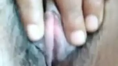 It is a pleasure to watch the porn video of Desi with hairy pussy