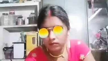 Bhabi Showing Pussy to Fans