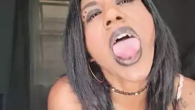 Desi slut wearing black lipstick wants her lips and tongue rapped around your dick and taste your lips | close up | fetish