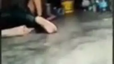 Young nephew fucks his Paki aunt while uncle working, desi XXX mms