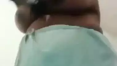 Bhabhi Shows Her Big Boobs
