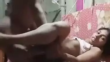 Desi pervert bangs his stepsister in village sex