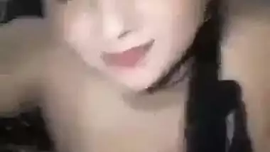 Paki Milf Masturbating