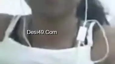 Tamil Girl Shows Her Big Boobs And Pussy On Video Call