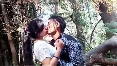 HD Indian porn episode of college legal age teenager cutie Payal outdoors