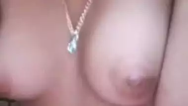 Boobs showing village maal on video call with boyfriend