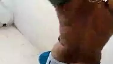 Busty teen nude MMS video to give you nice sexual arousal