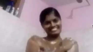 Today Exclusive- Sexy Mallu Girl Record Bathing Clip Part 1