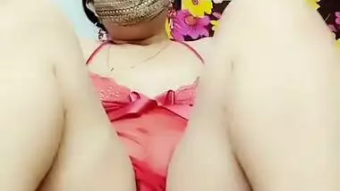 Deepika Bhabhi In Black Saree Changing Dress And Masturbating Trying To Piss Tango Premium