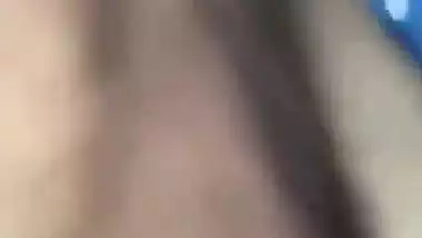 A 21-year-old Nepali guy fucks his GF’s pussy in sex video