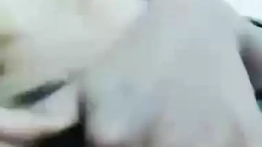 Hairy Desi girl nude masturbation session on cam