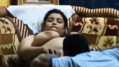 Sexy cheating DESI wife makes her driver lick her pussy when hubby’s at work