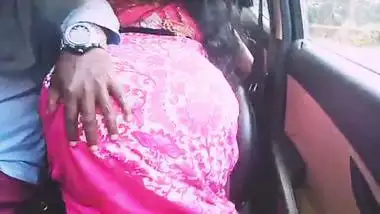 Indian car sex. beautiful saree housewife with boyfriend cheating romance. Telugu dirty talks. Sex story.