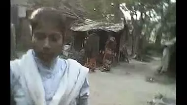 Teen village girl exposed her boobs