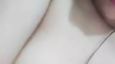 Today Exclusive- Horny Assami Girl Showing Her Boobs And Pussy On Video Call