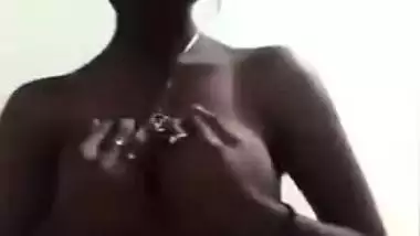 Homely Tamil College Girl Making Her Own Nude Video
